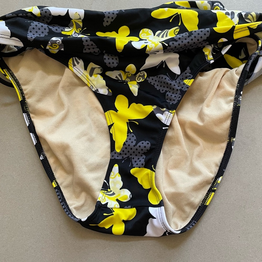 dELiA*s butterfly bikini - Picture 4 of 8